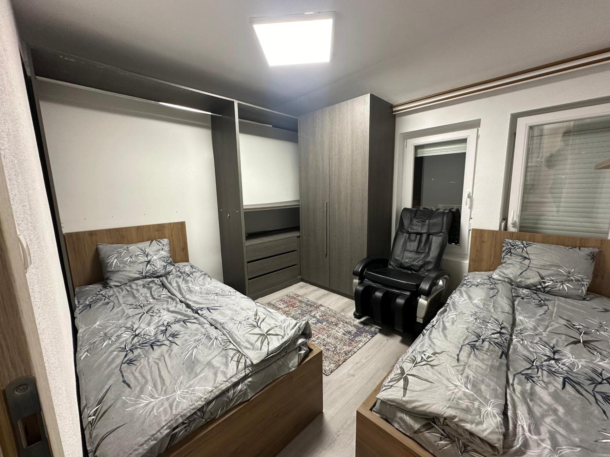 Skyline Apartment 2 Печ Екстериор снимка