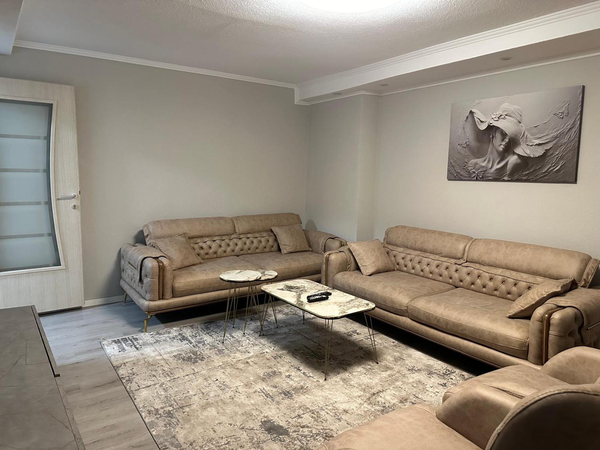 Skyline Apartment 2 Печ Екстериор снимка